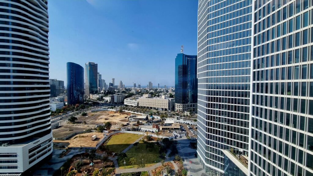 משרדים להשכרה בתל אביב | מתחם חסן ערפה | מגדל סקיי | משרד להשכרה 146 מ"ר עם נוף לים