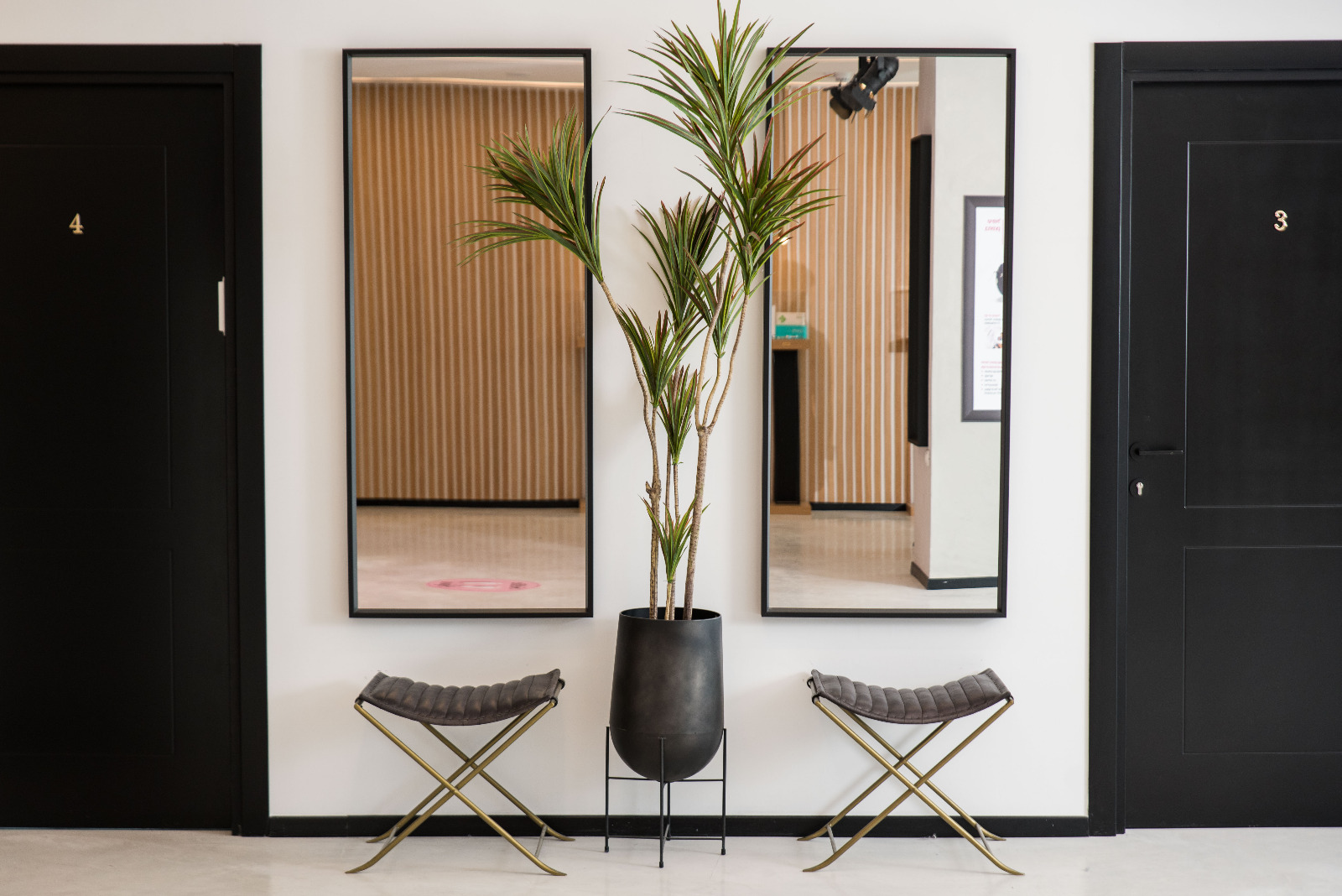 WhatsApp Image 2025-10-03 at 19.39.36(4)